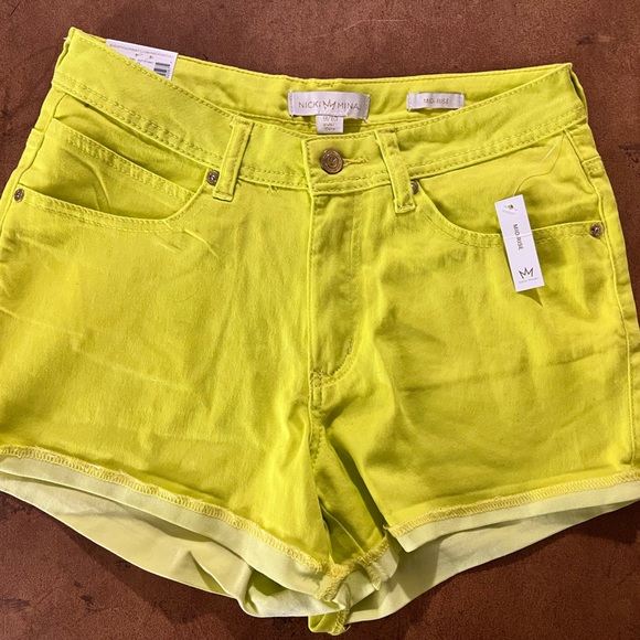 NEW Nicki Minaj shorts 9/10 - Picture 1 of 4